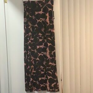 NWT a.n.a. Size Small brushed floral maxi skirt. See pictures for measurements.